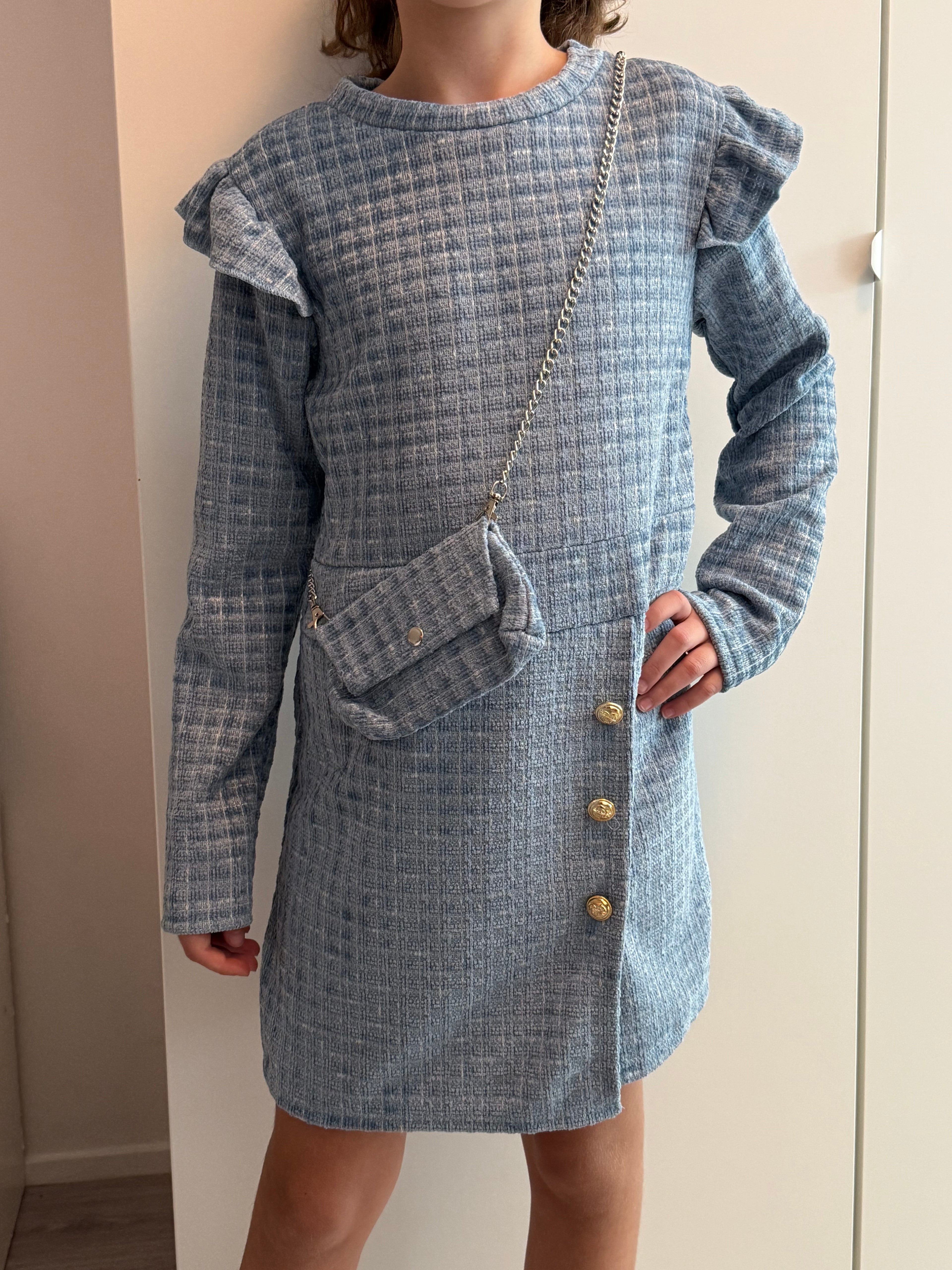 Emma’s Chic Autumn Dress