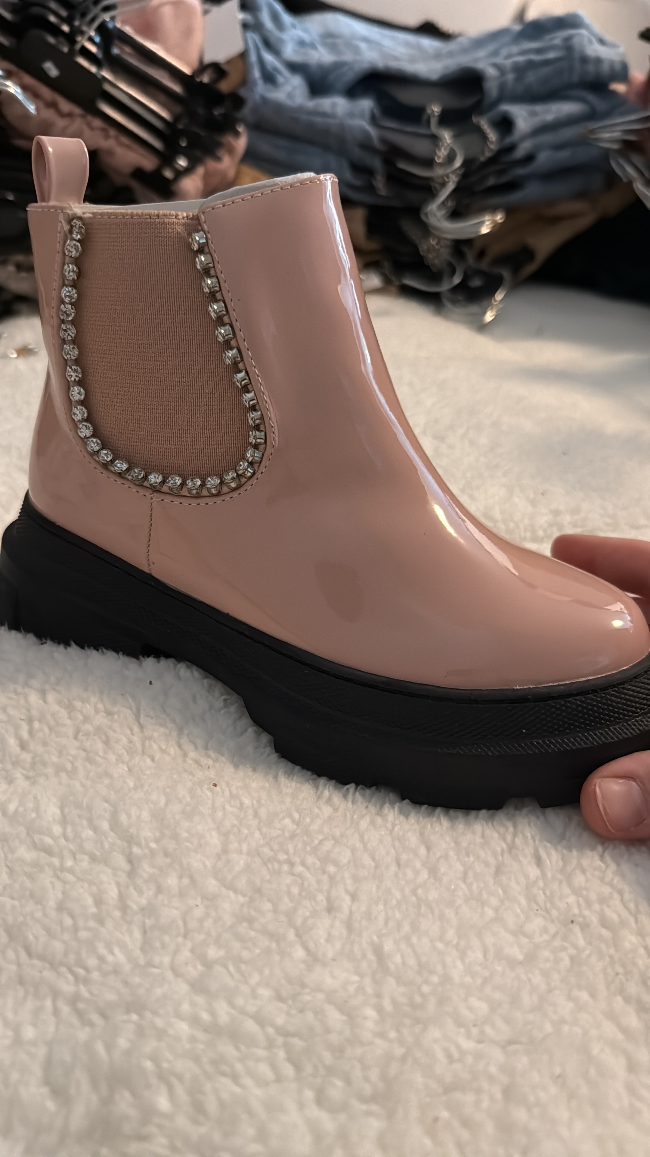 Enkel laarsjes gevoerd