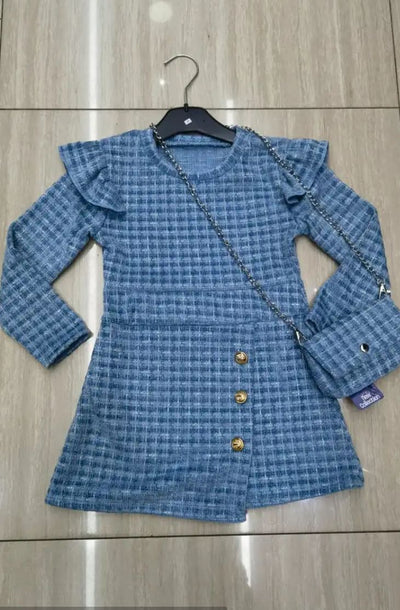 Emma’s Chic Autumn Dress