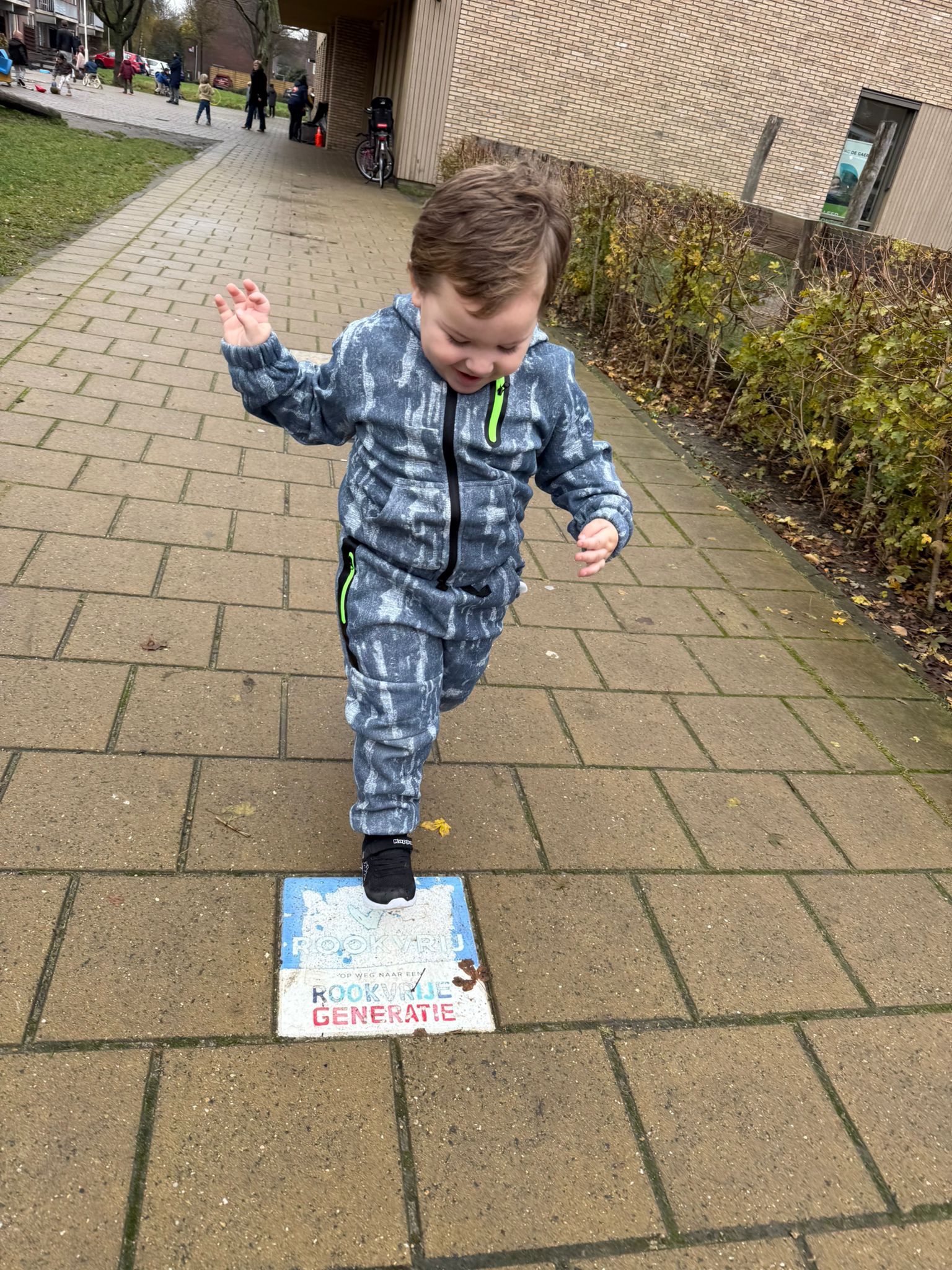 Neon Track Adventure Set